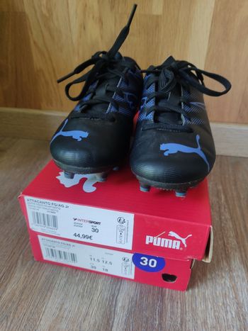 Chaussures de foot taille 30