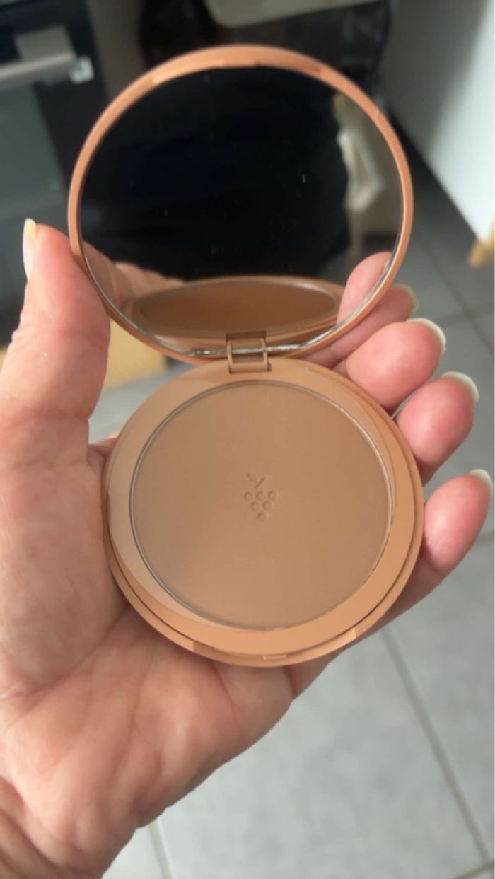 Poudre bronzante CAUDALIE - photo numéro 3