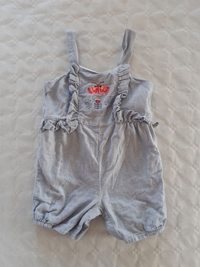 Salopette short taille 18 mois