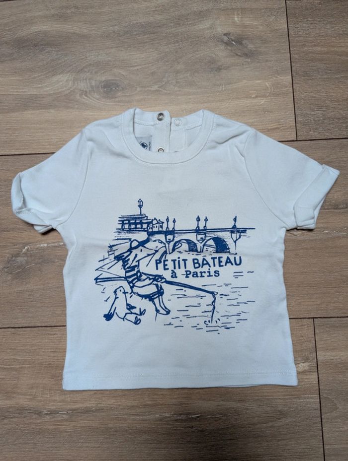 Tee-shirt petit bateau à Paris 12 mois
