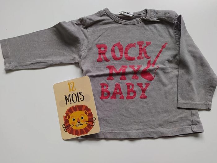 Tee-shirt manches longues, taille 12 mois