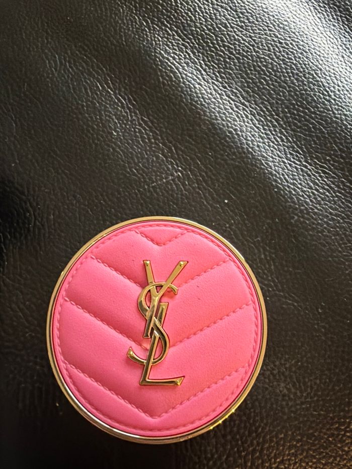 Blush floutant YSL - photo numéro 3