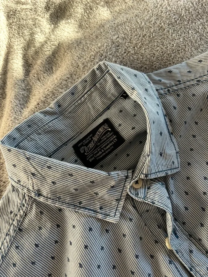 Chemise bleu avec petit motifs - photo numéro 2