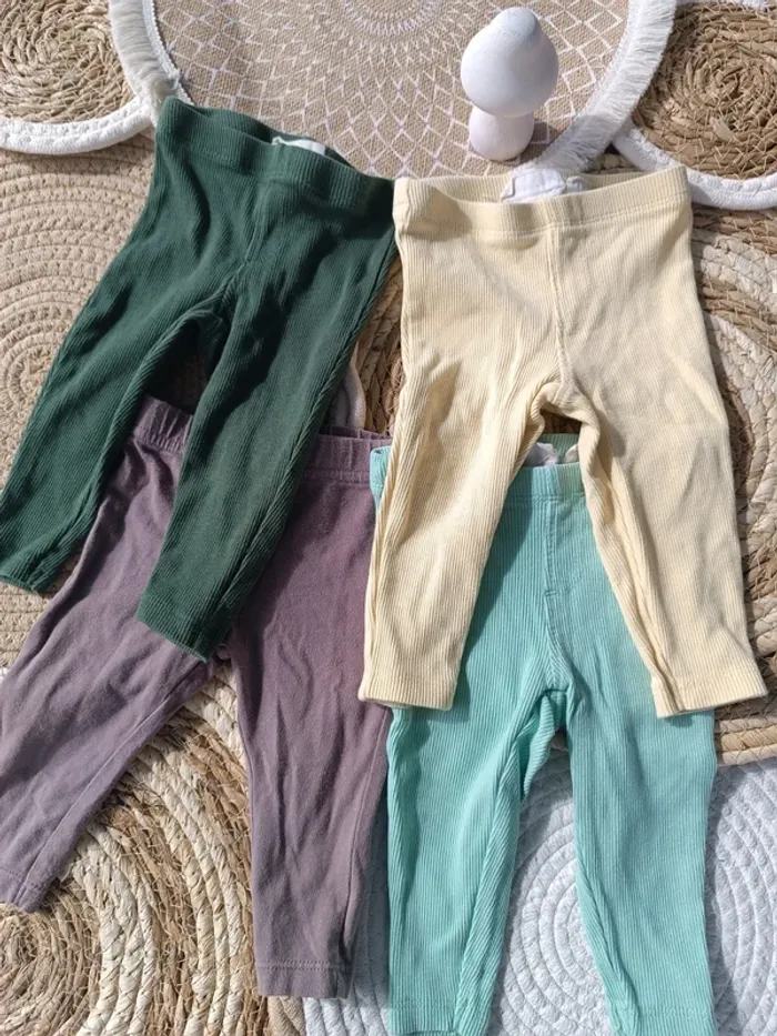 Lot leggins taille 6mois