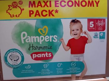 66 Pants pampers harmonie taille 5