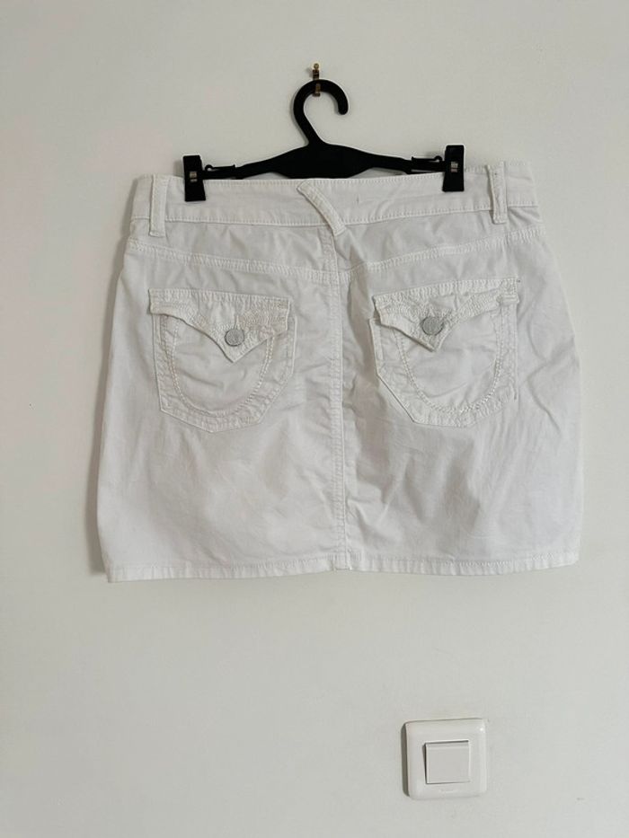 Jupe blanche - photo numéro 4