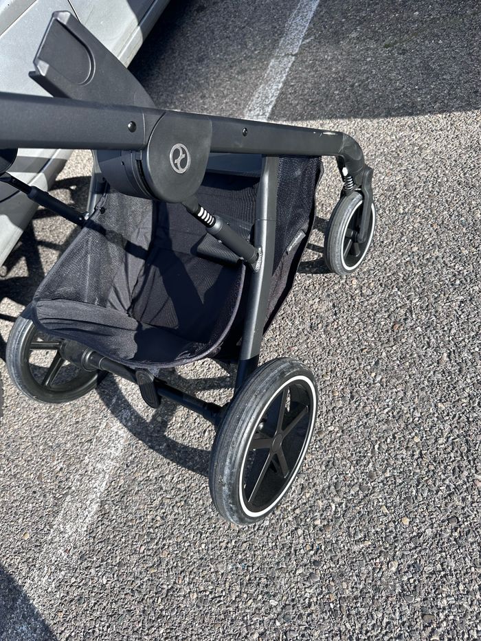 Poussette Cybex balios S lux 2 - photo numéro 2