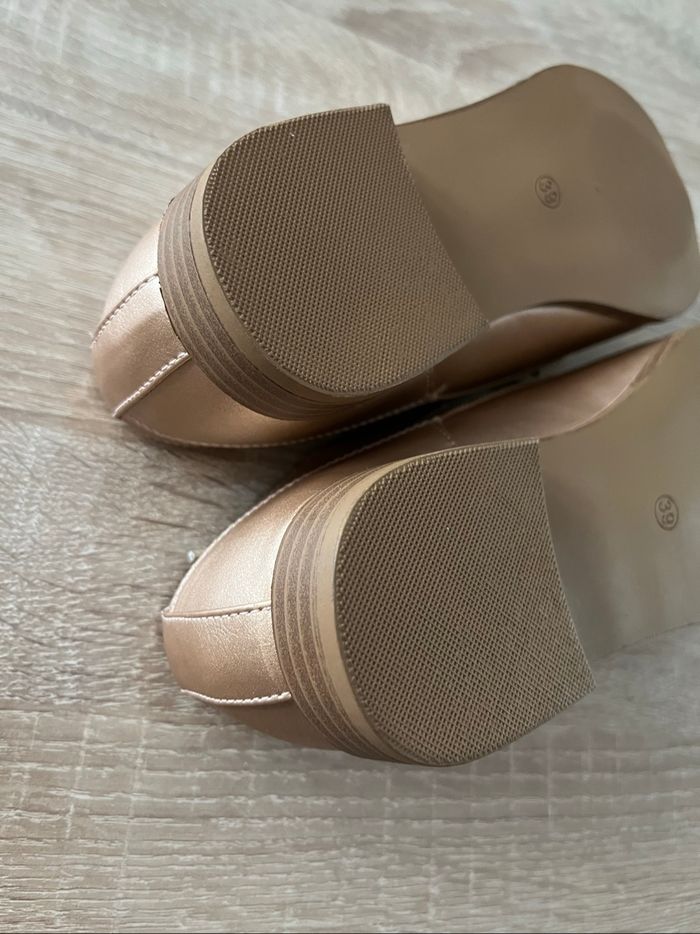 Derbies rose gold KIABI t.39 - photo numéro 4