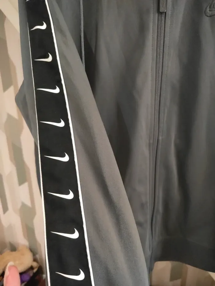 Veste Nike grise - photo numéro 2