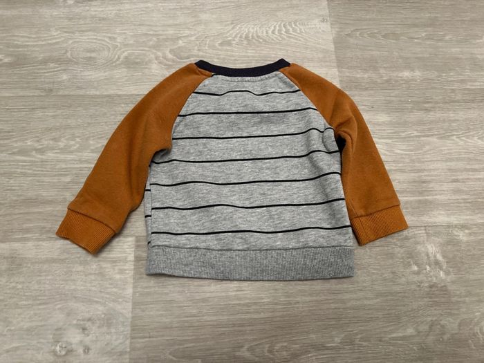 Pull sweat fin Primark 6/9mois - photo numéro 4
