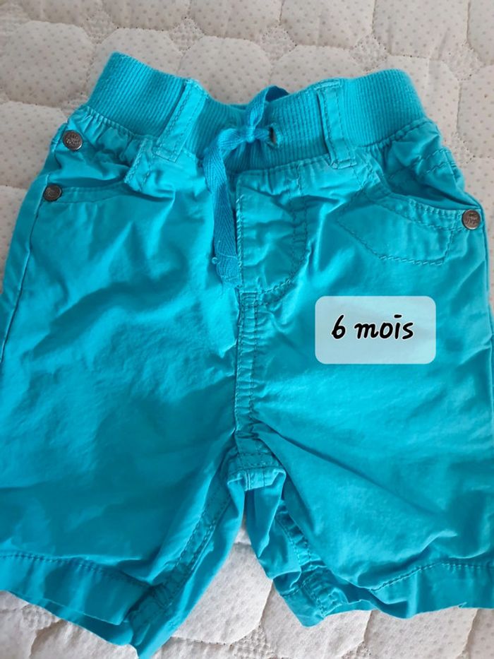 Short turquoise bébé