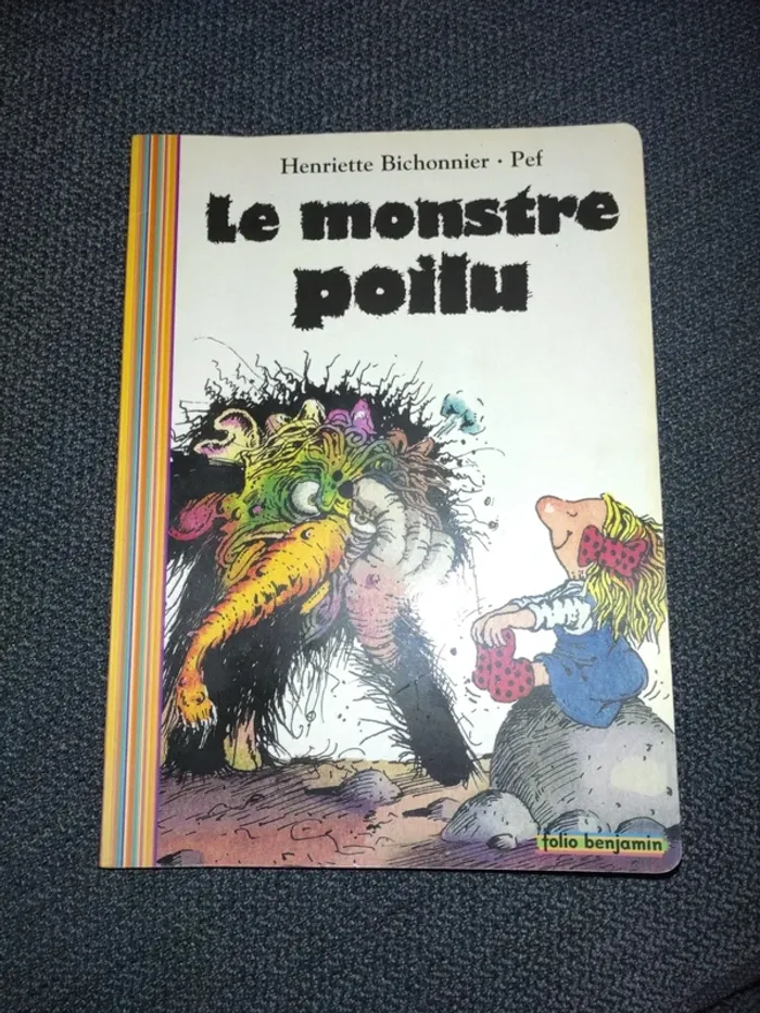 Le monstre poilu