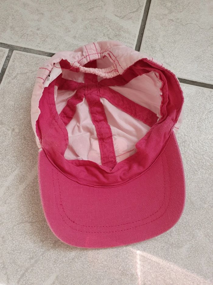 Vend casquette - photo numéro 2