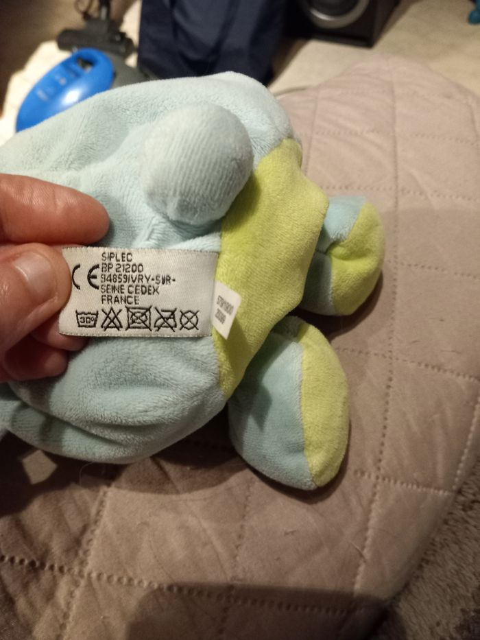 Lapin en peluche - photo numéro 4