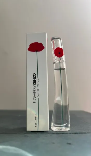 Miniature neuve Flowerbykenzo