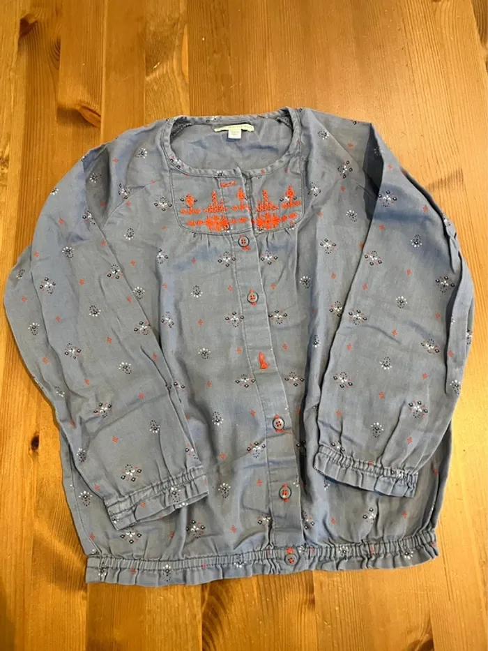 Blouse bleue 6 ans