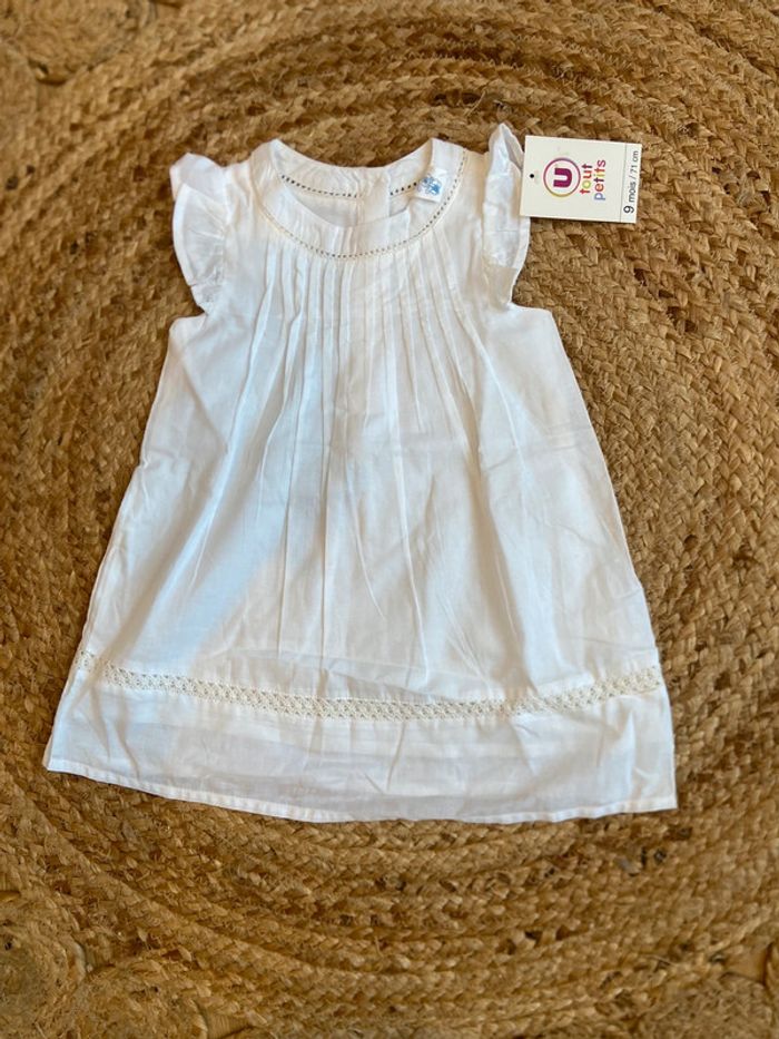 Robe blanche fille 9 mois neuve