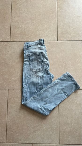 🍃 Jean bleu clair slim – H&M – Taille 40 – Très bon état