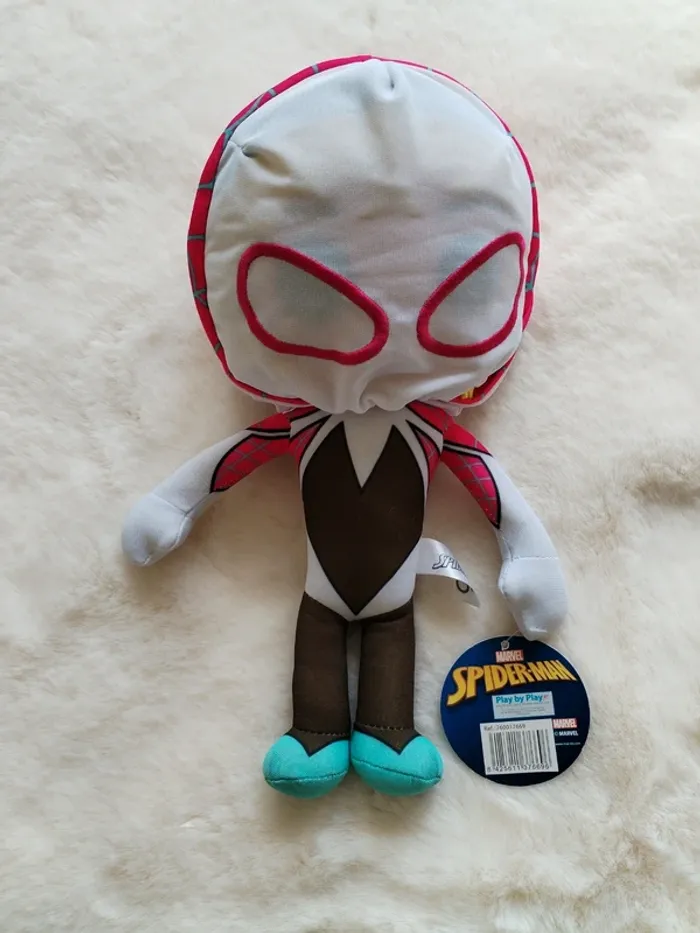 Peluche Spider-Gwen neuve avec étiquette - photo numéro 3