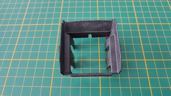 Support moteur 2 pièce détachée miniature Bburago burago Lamborghini Murciélago 1/18 #B81