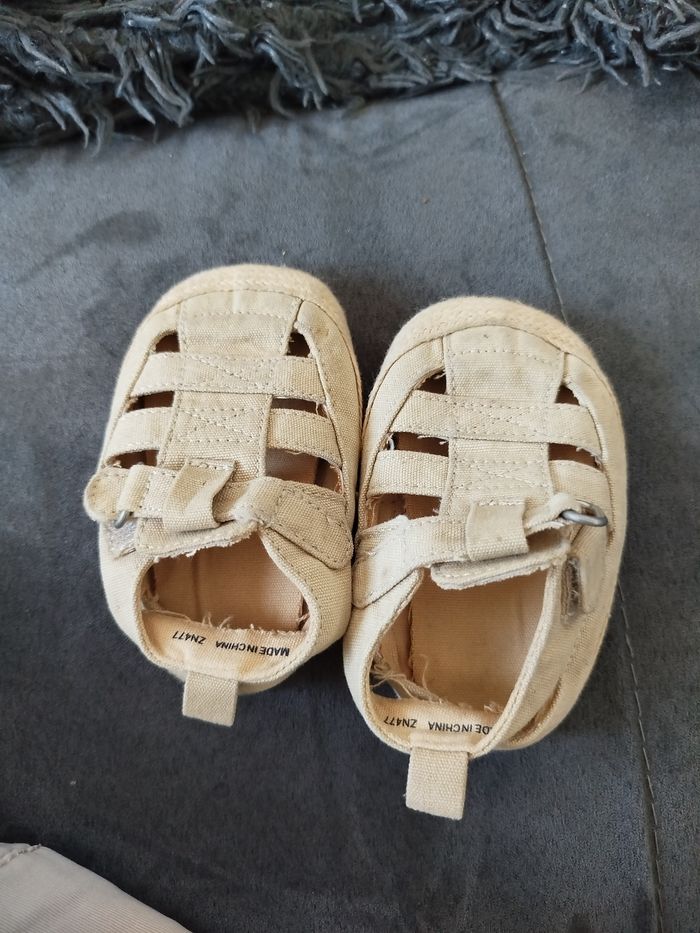 Chaussures bébé 12mois - photo numéro 4