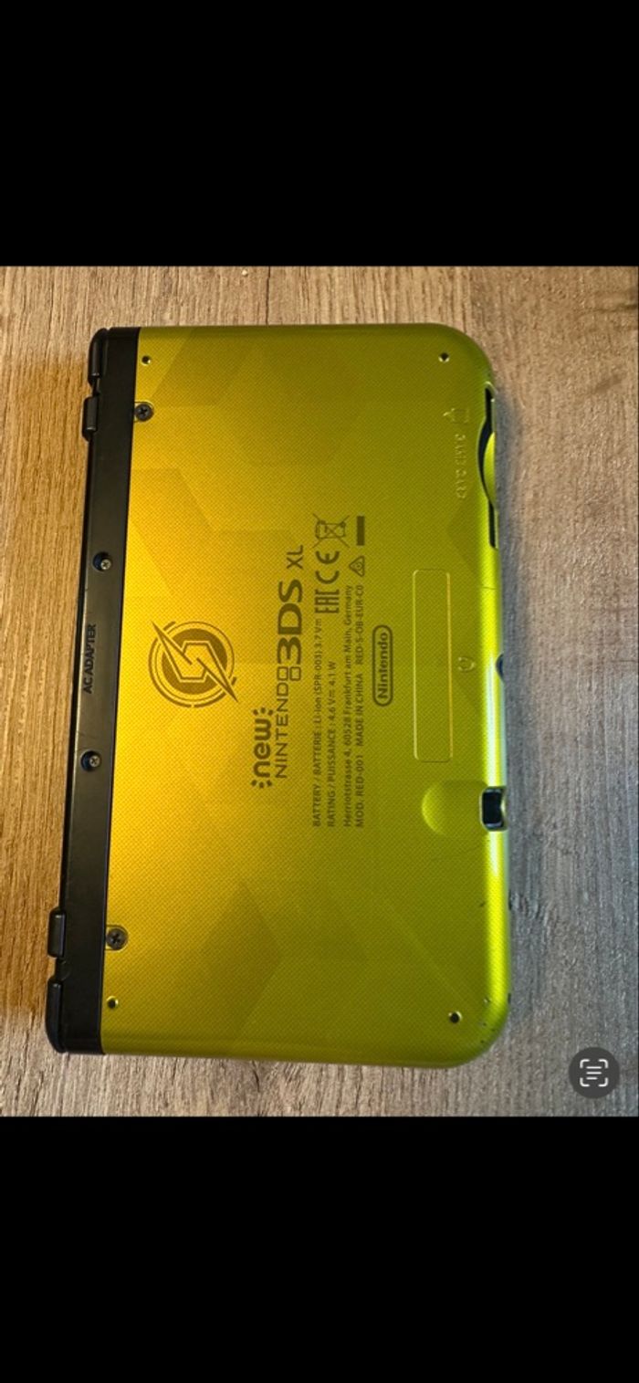 New 3DS XL Samus returns Edition - photo numéro 5