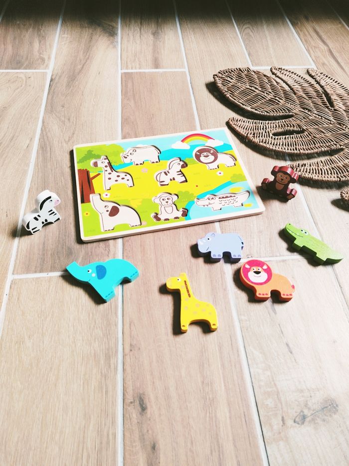 🦒Puzzle d'encastrement 3D les animaux de la savane en bois