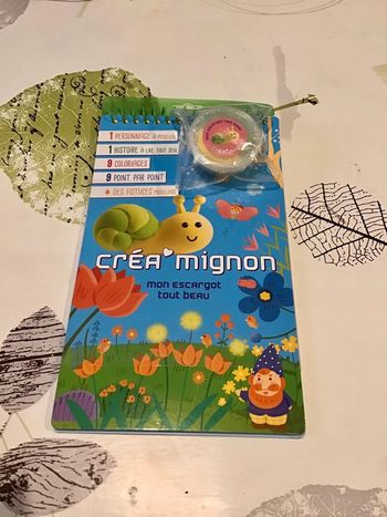 Livre mon escargot tout Beau à créer en pâte à modeler , histoire coloriage jeux