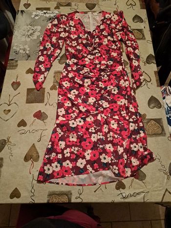 Robe longue , manche longue taille M