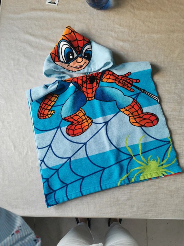 Cape de bain 2/4 ans