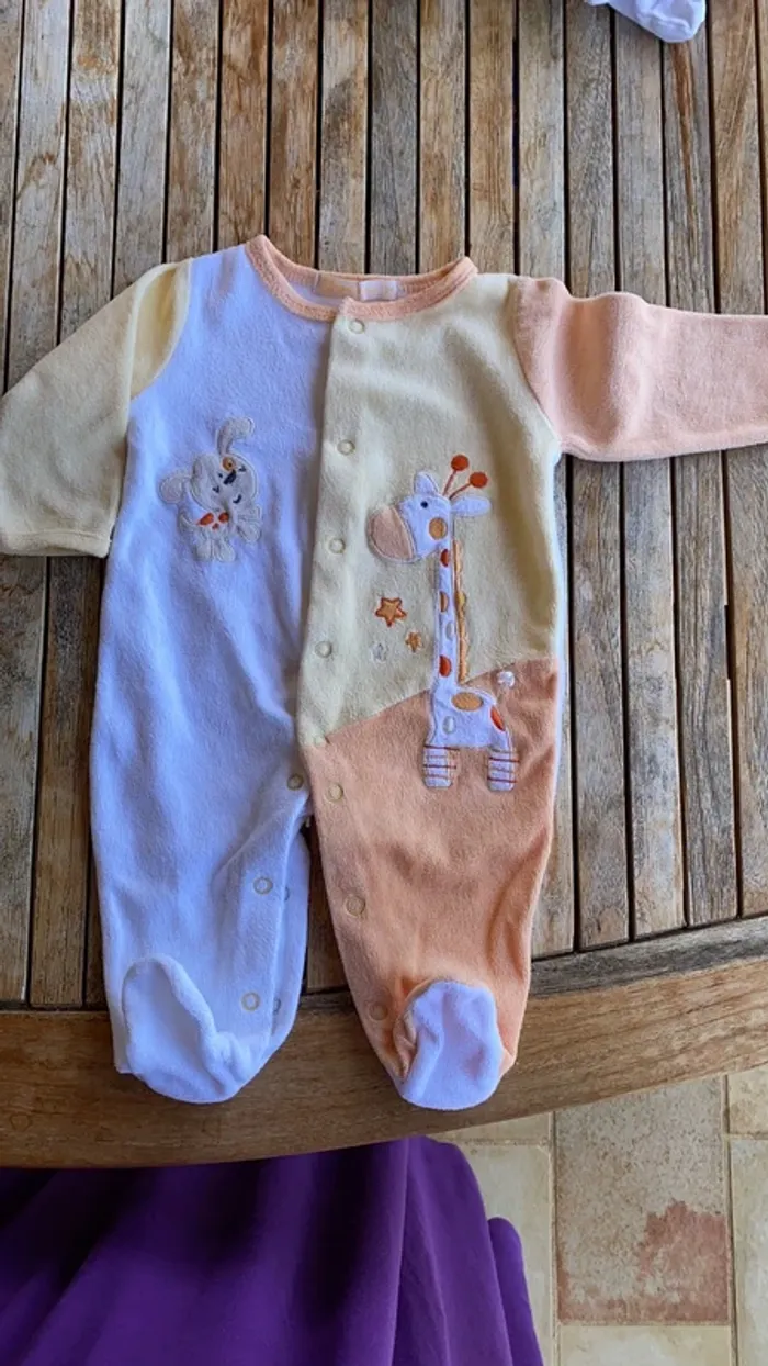 Lot de 4 pyjamas en velours - 3 mois - photo numéro 11
