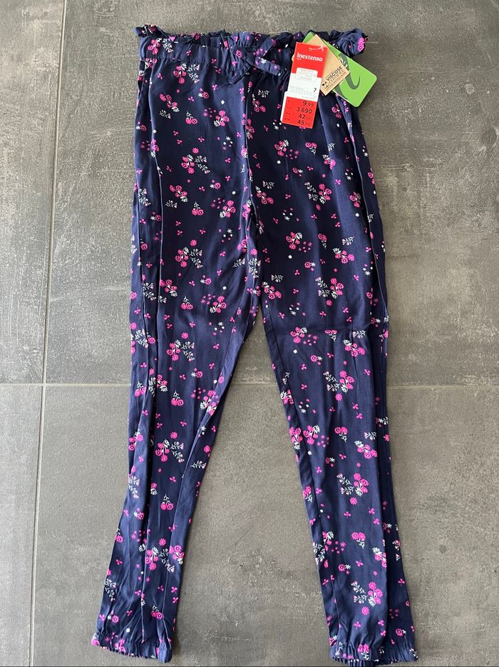 Pantalon neuf léger 7 ans