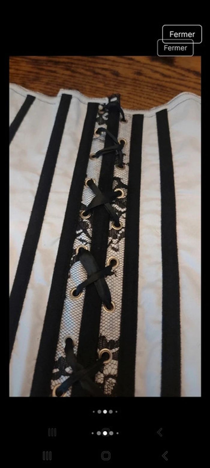 Corset Alcatraz Gothic blanc/noir taille M - photo numéro 16