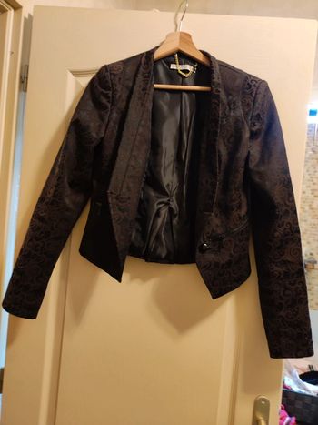 veste noire stradivarius