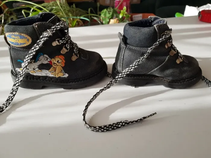 Chaussure 🔄 - photo numéro 3