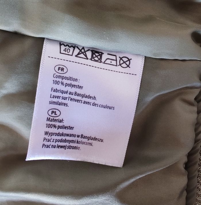 Veste Jurassic world 6 ans - photo numéro 4