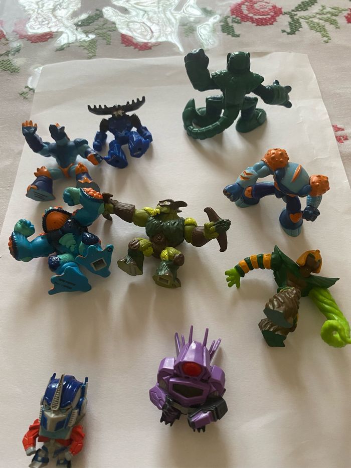 Lot de 9 figurines gormiti et Marvel super héros - photo numéro 3