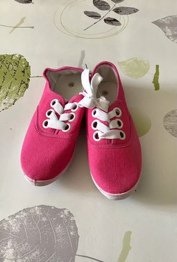 Basket basse rose taille 39