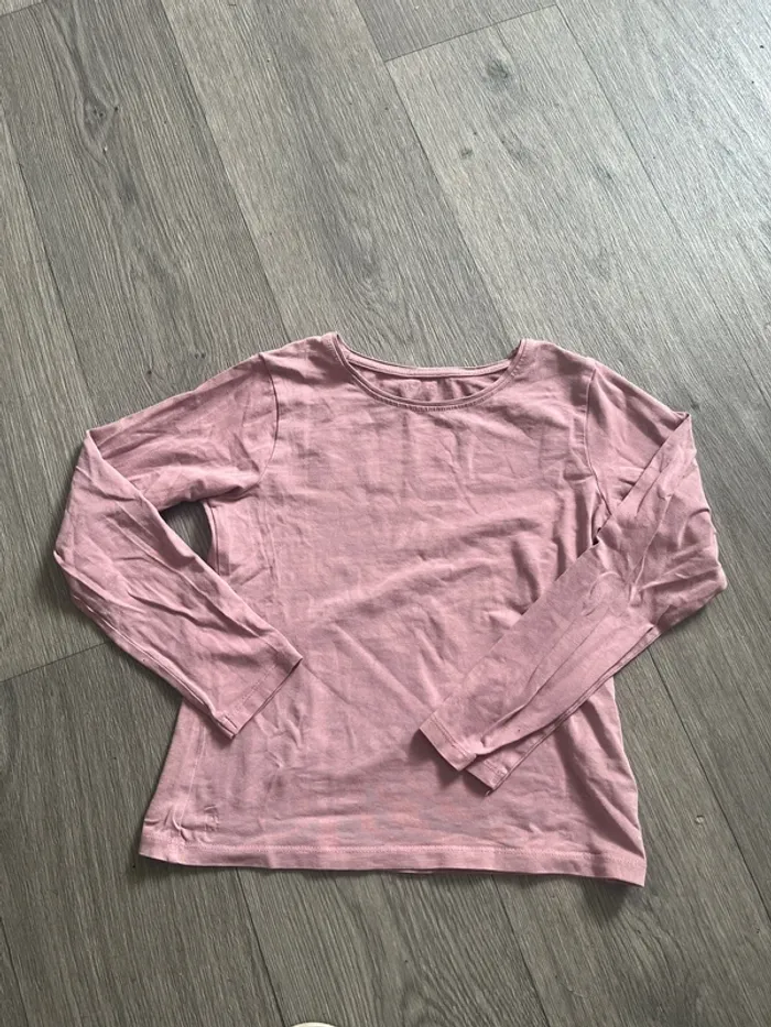 T-shirt rose (taille 8 ans)