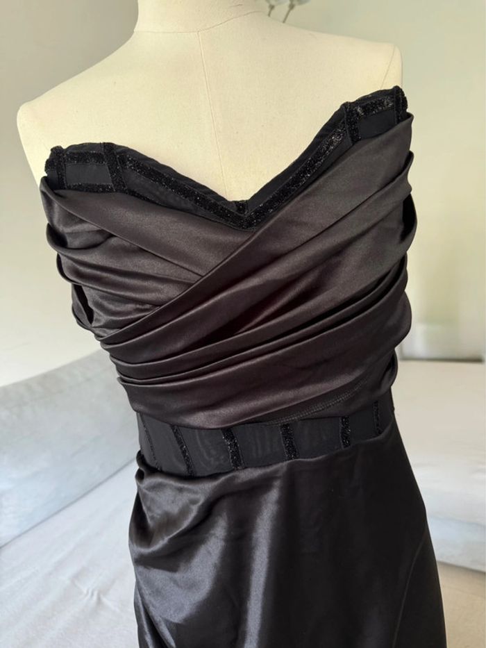 Robe de soirée - photo numéro 2