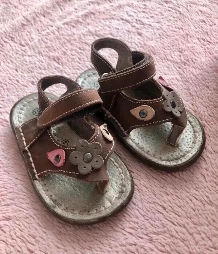 Sandales cuir marron fille André - photo numéro 2