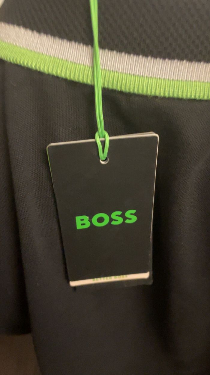 Polo Hugo Boss noir et vert fluo, taille L, neuf avec étiquettes - photo numéro 5