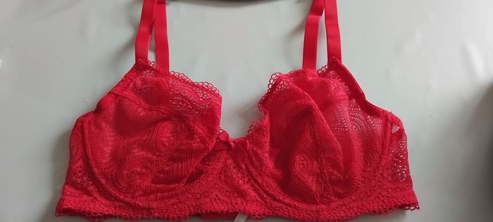 Soutien gorge Rouge 100D