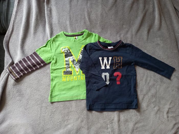 Lot de 2 t-shirts manches longues en 2 ans