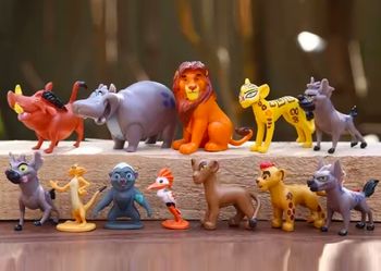 Lot de 12 Figurines Le Roi Lion / La Garde Du Roi Lion. Neuf