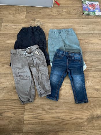 Lot pantalon 18 mois
