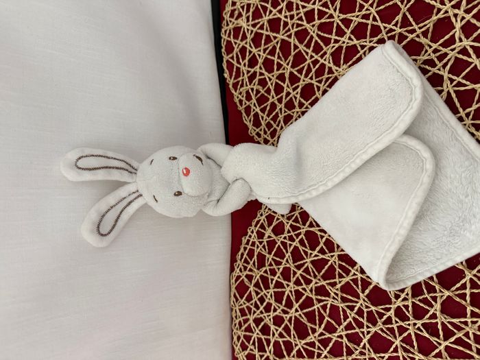Doudou Mouchoir Lapin Auchan baby Blanc - photo numéro 3