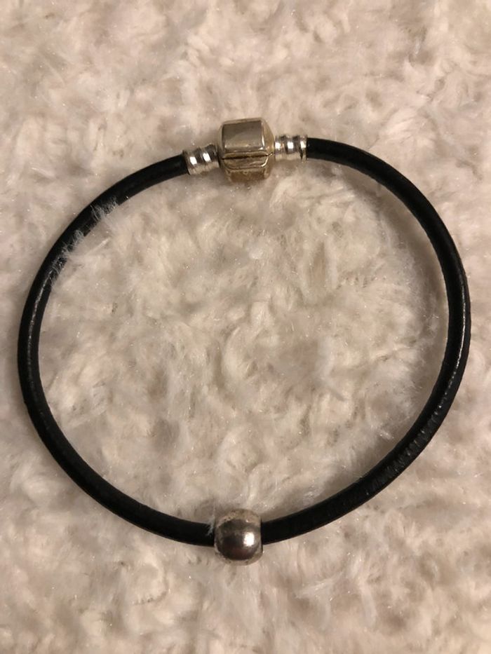 BB- bracelet noir/argenté NEUF dans sa pochette en voile - photo numéro 2