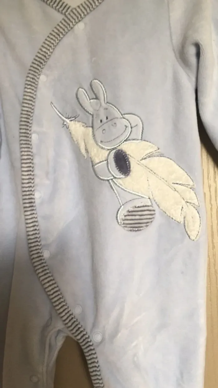 Pyjama grenouillère noukies 9 mois - photo numéro 2