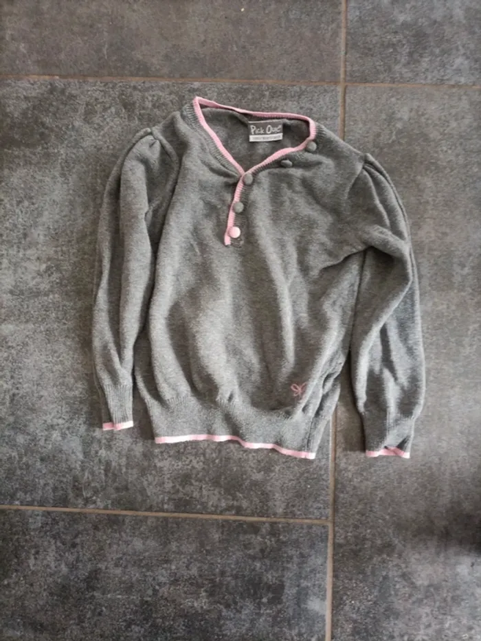 Pull gris - photo numéro 2